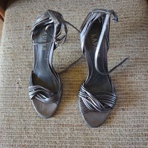 LAUREN RALPH LAUREN LADIES HEELED SANDALS. SIZE 6 1/2 MEDIUM